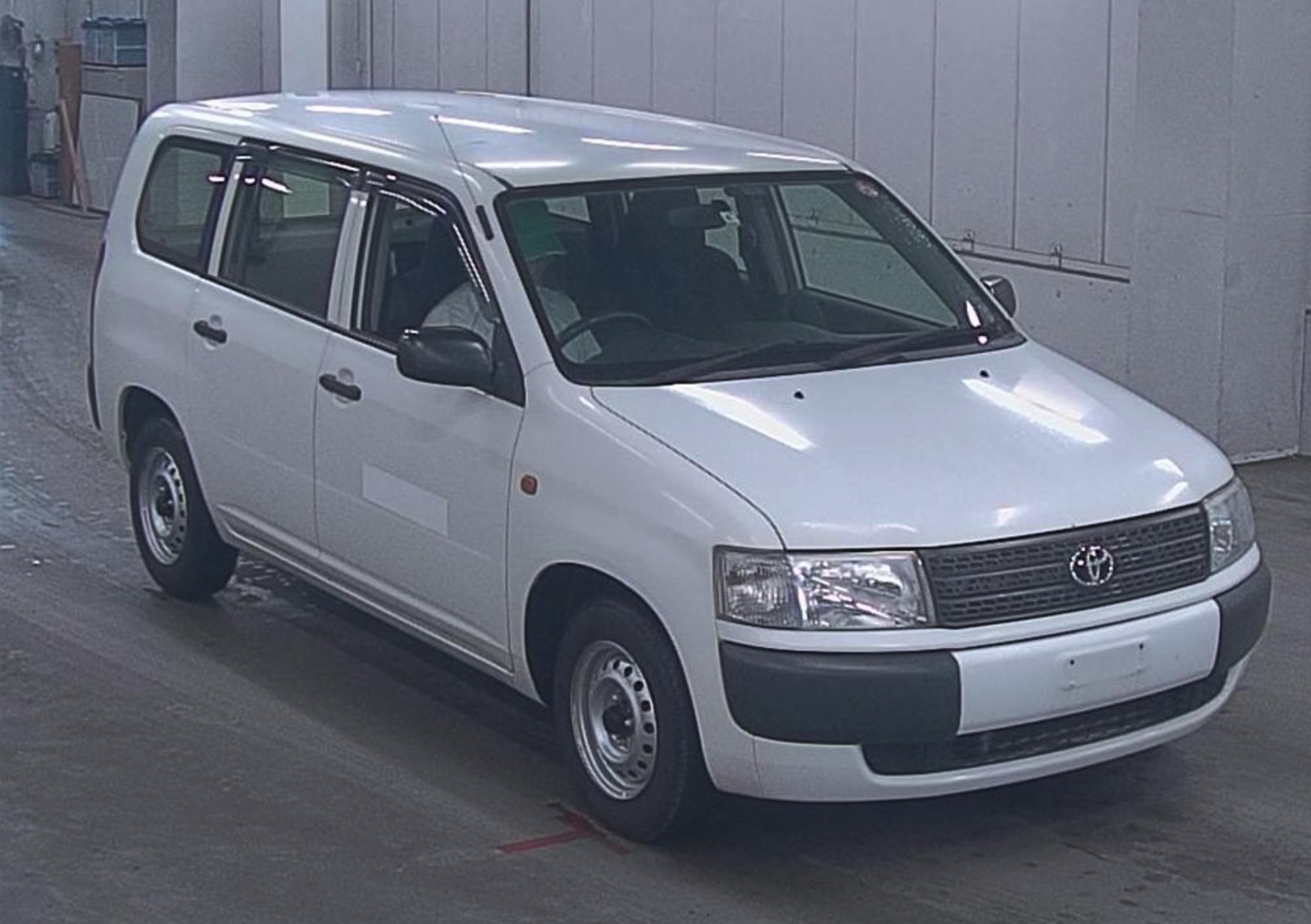 Чехлы toyota probox