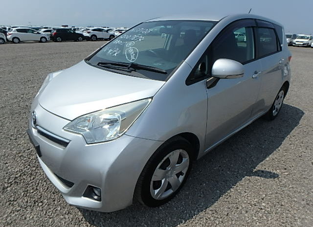 TOYOTA RACTIS full