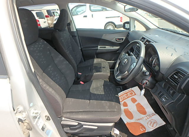 TOYOTA RACTIS full