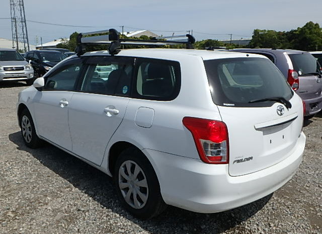TOYOTA FIELDER full