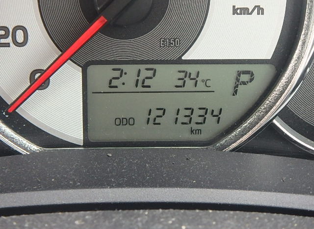 TOYOTA FIELDER full