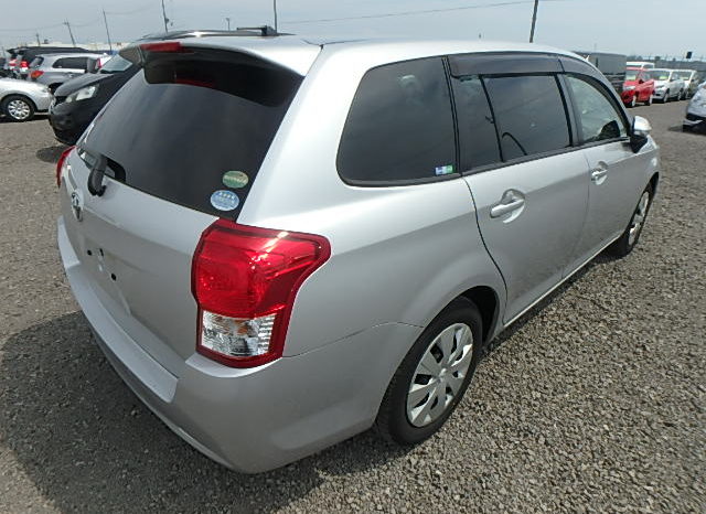 TOYOTA FIELDER full