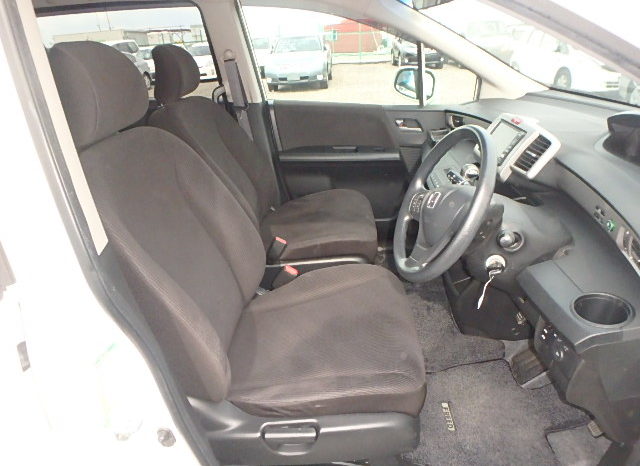 HONDA FREED full