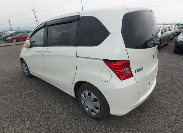 HONDA FREED full