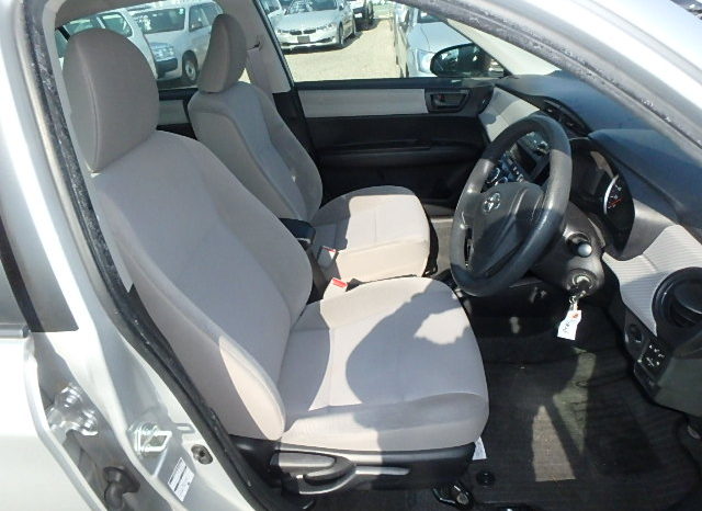COROLLA AXIO full