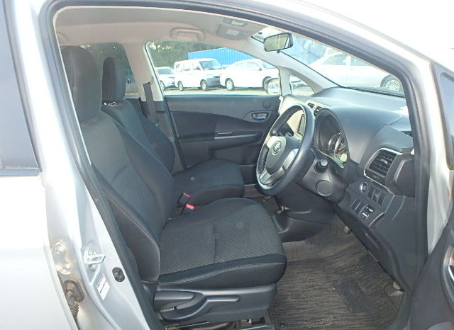 TOYOTA RACTIS full
