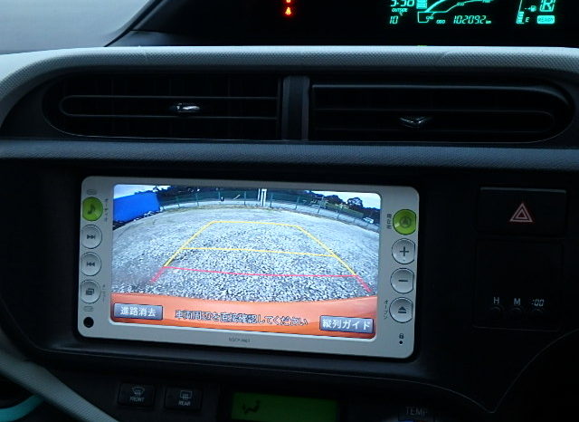 TOYOTA AQUA full