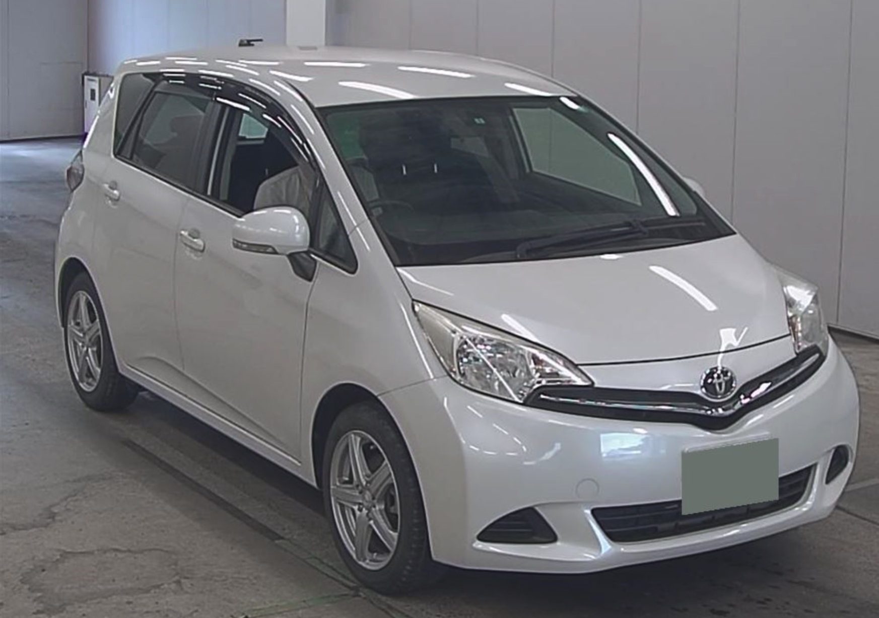 Toyota ractis клиренс