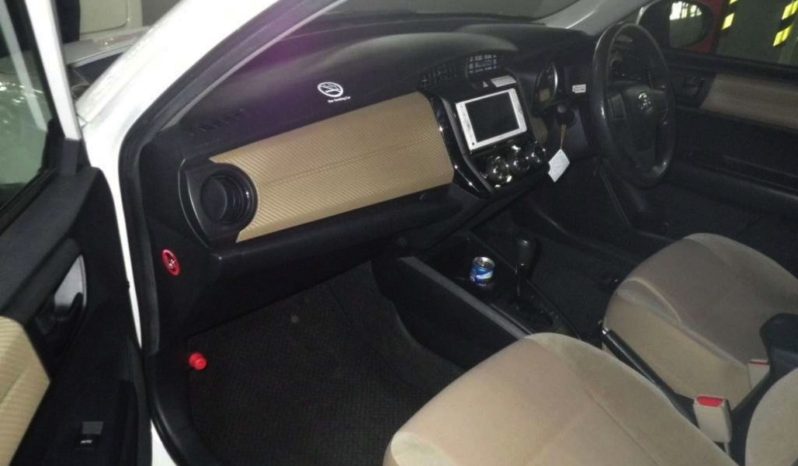 TOYOTA AXIO full