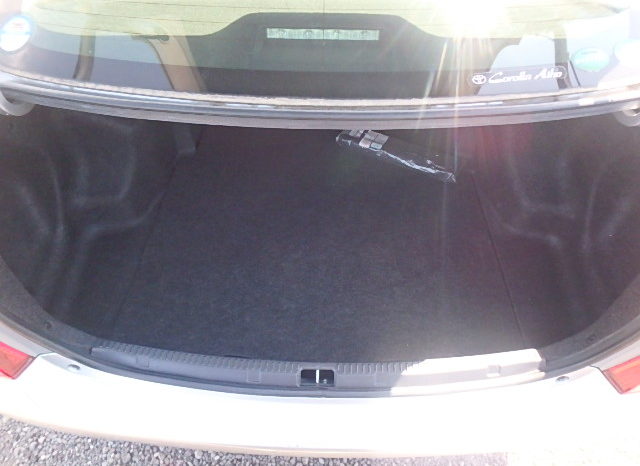 COROLLA AXIO full