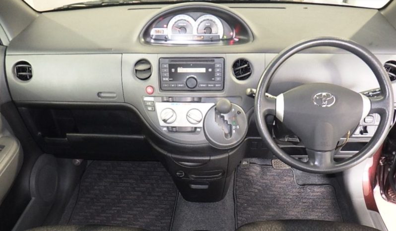 TOYOTA SIENTA full