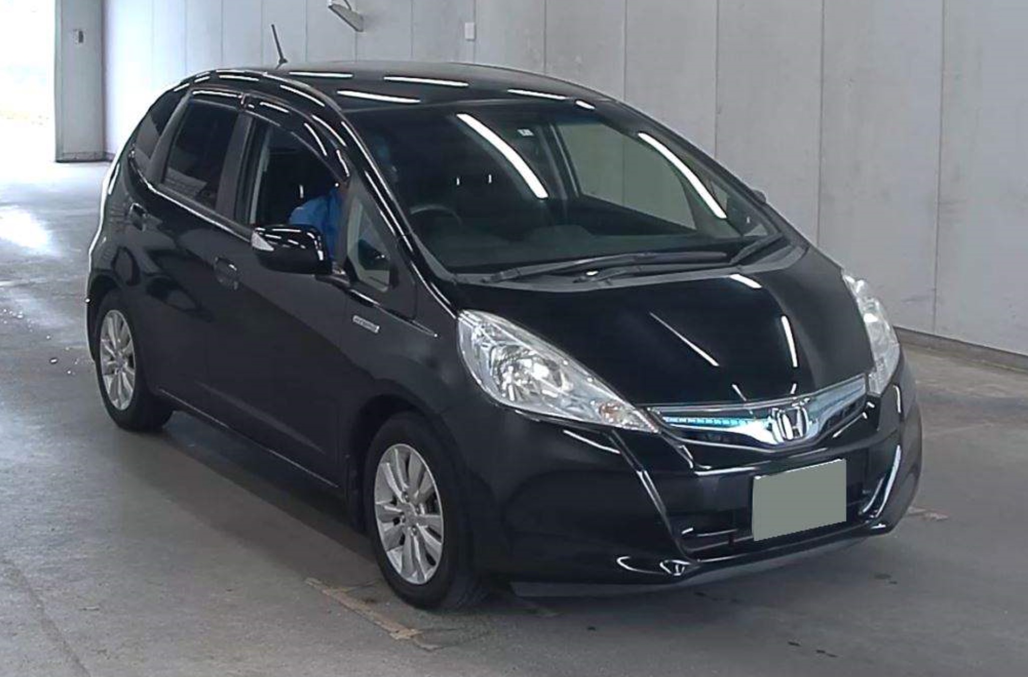 Honda fit hybrid характеристики