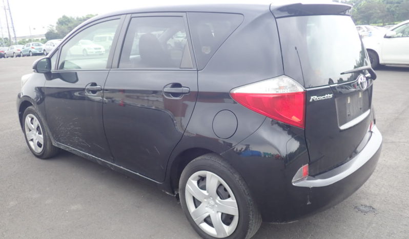 Toyota Ractis full