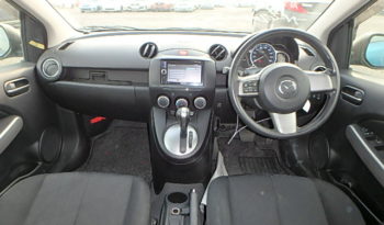 Mazda Demio Skyactive full