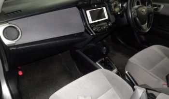 Corolla Axio full