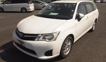 Toyota Fielder full