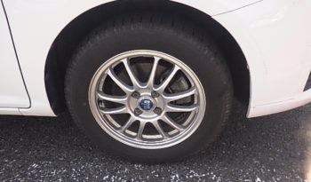 Toyota Fielder full