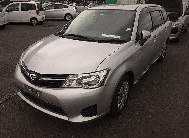 Toyota Fielder full