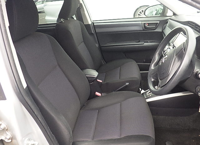 Toyota Fielder full