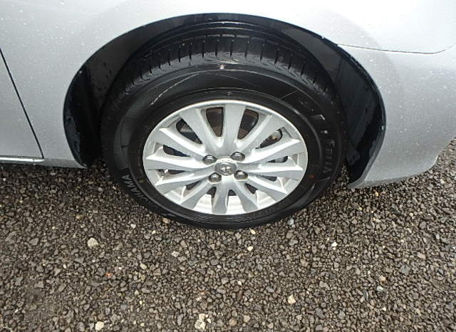 Toyota Fielder full