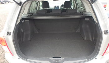 Toyota Fielder full