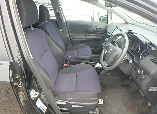 Toyota Wish full