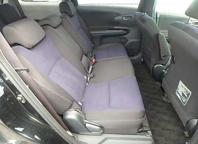 Toyota Wish full