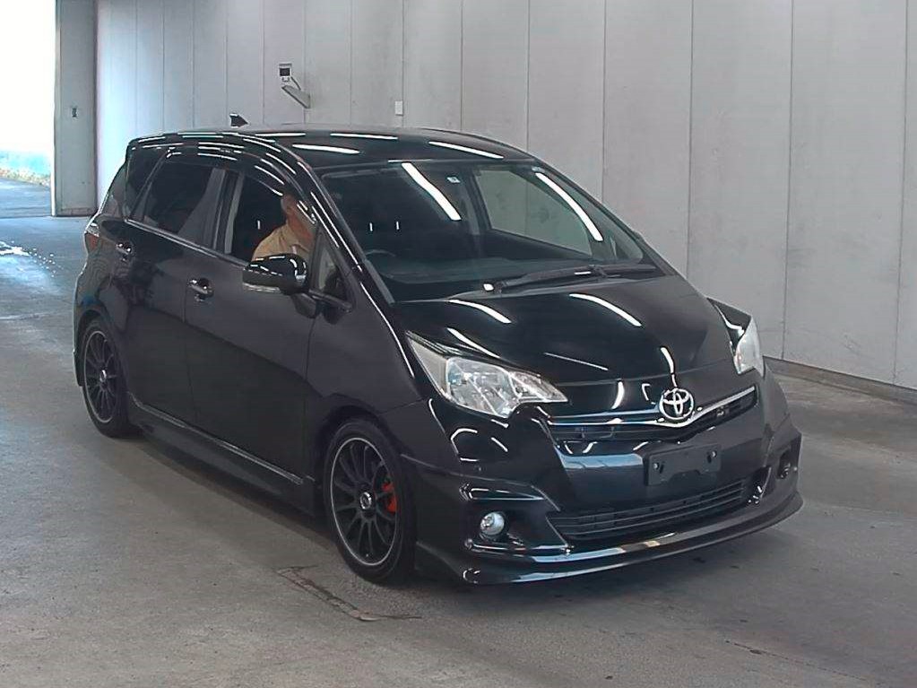 Toyota ractis клиренс