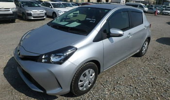 Toyota Vitz full