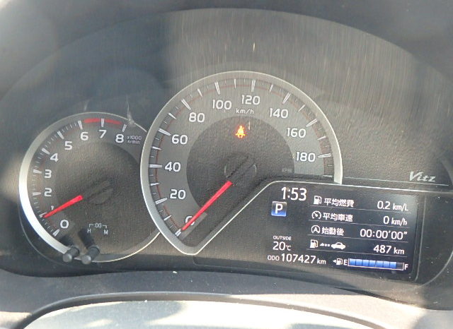 Toyota Vitz full