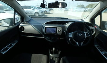 Toyota Vitz full