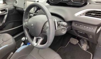 Peugeot 208 full