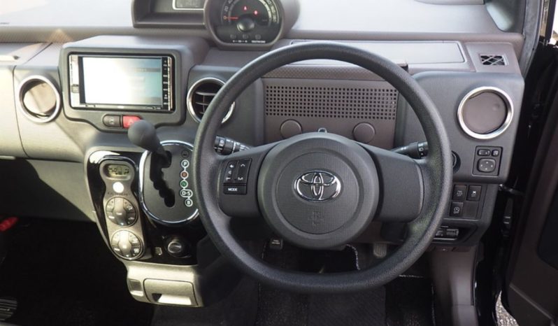 Toyota Spade full