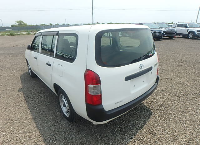 Toyota Succeed full