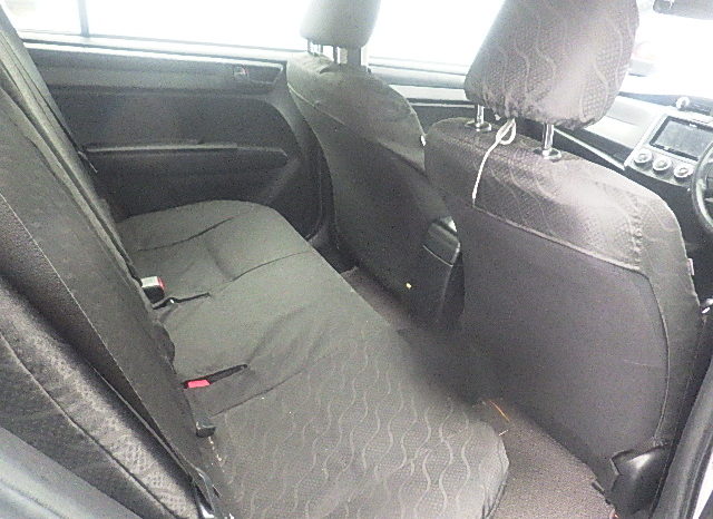 Toyota Fielder full