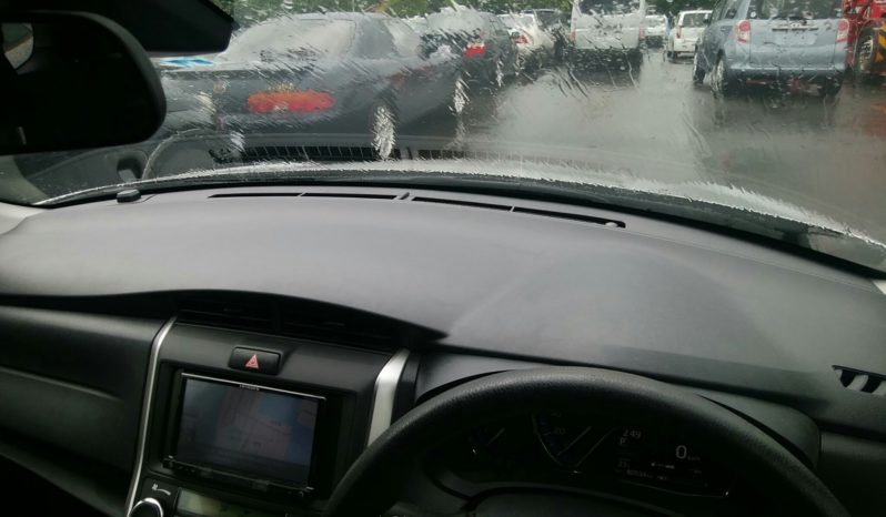 Toyota Fielder full
