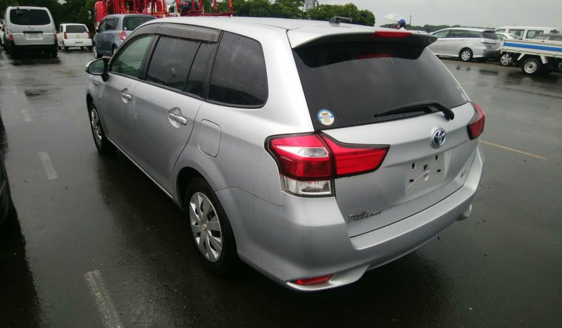 Toyota Fielder full