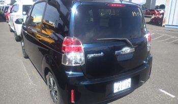 Toyota Spade full