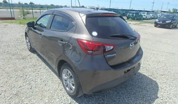 Mazda Demio SkyActive full