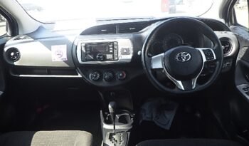 Toyota Vitz full
