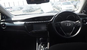 Toyota Auris full