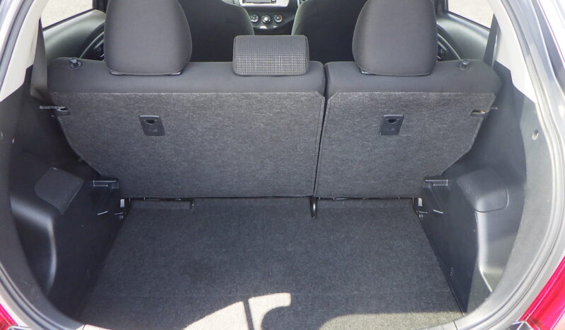 Toyota Vitz full