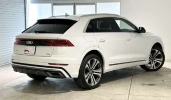 Audi Quattro Q8 full