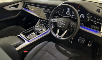 Audi Quattro Q8 full