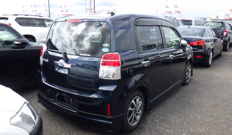 Toyota Spade full